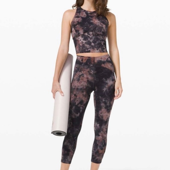 2 pair of lululemon leggings both size 8 - Picture 6 of 14